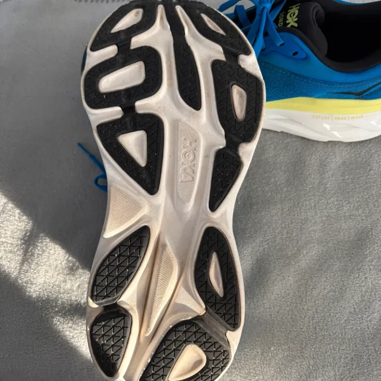 Used Hoka Bondi 8 bike — image 3 of 4