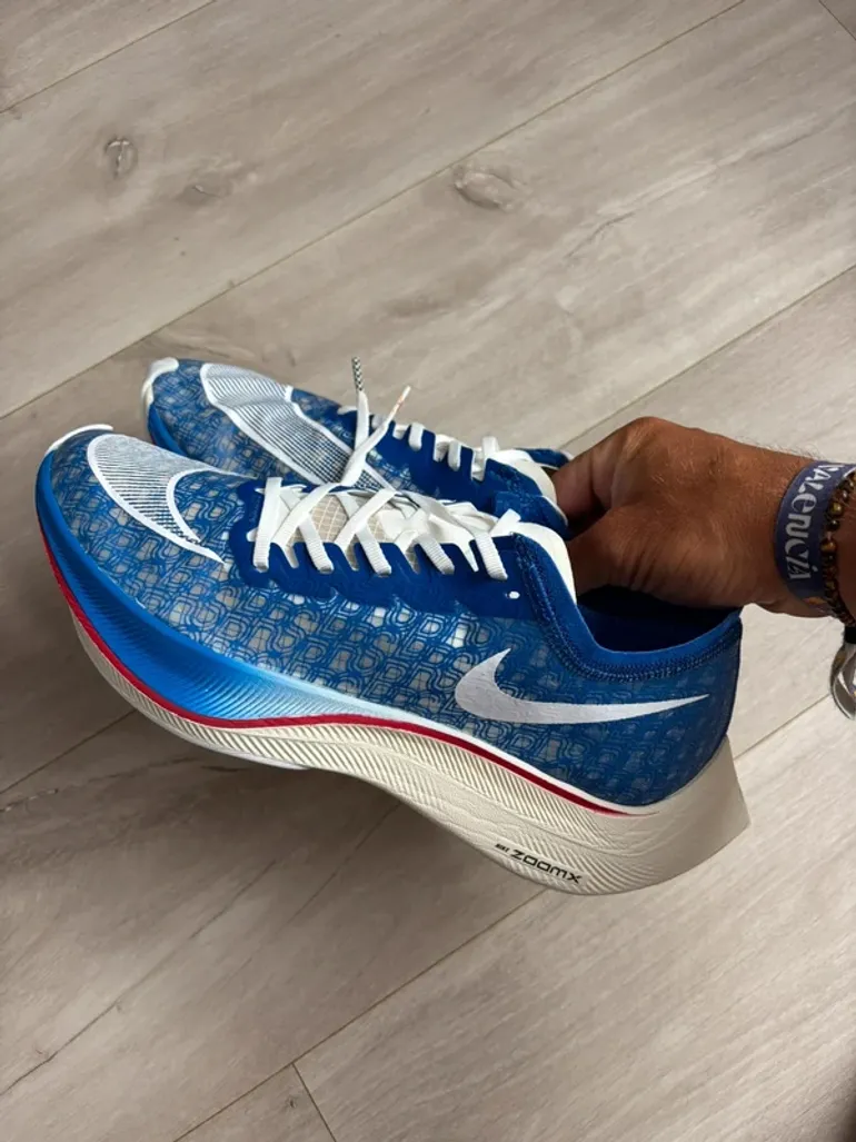 Used Elite Vaporfly Next% 1 bike — image 2 of 5