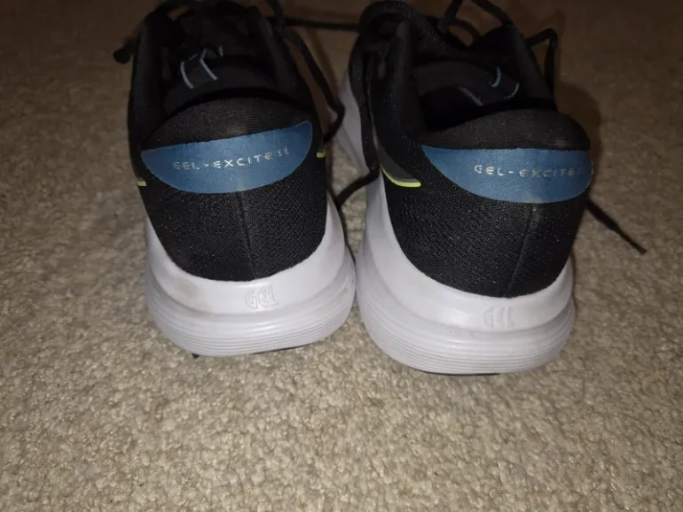 Used Asics Gel Excite 11 bike — image 4 of 6