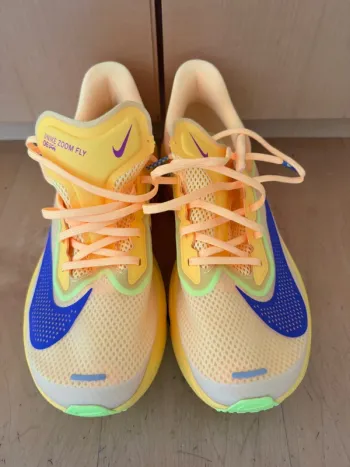Używany Nike Zoom Fly 6 bike — zdjęcie 2 z 4