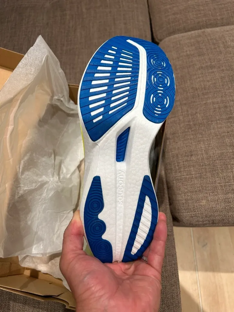 Used Saucony Endorphin Speed 5 bike — image 10 of 10