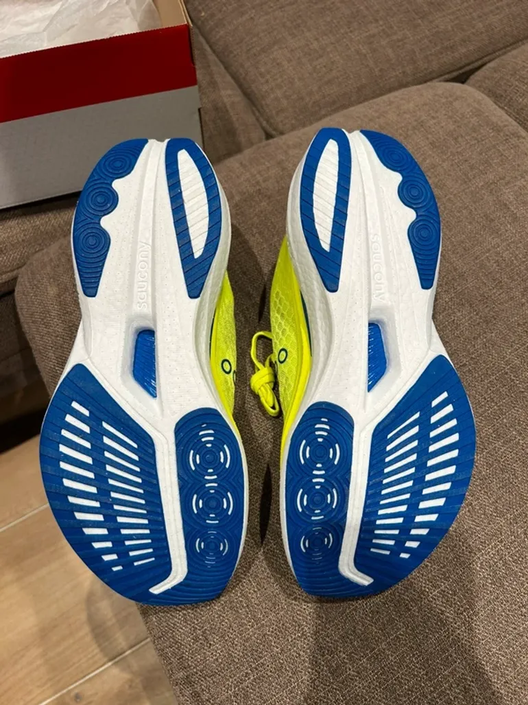 Used Saucony Endorphin Speed 5 bike — image 9 of 10