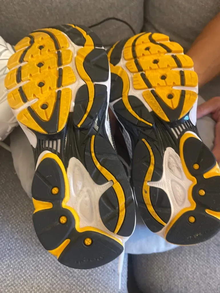 Używany Saucony Running Shoes bike — zdjęcie 6 z 7