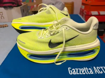 Used Premium Vomero Running Shoes