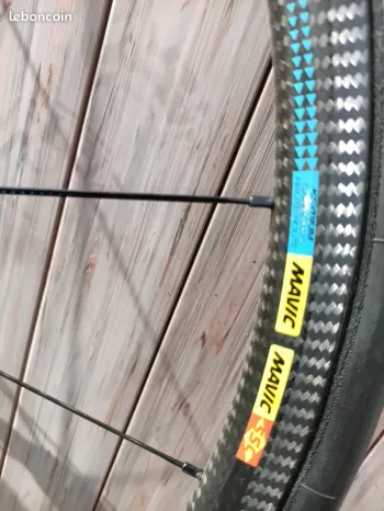 Mavic Ksyrium Carbon bike usato — immagine 3 di 3