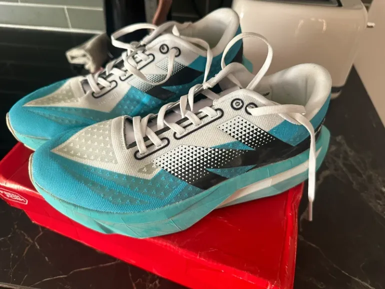 Tweedehands New Balance Supercomp Elite v4 bike — afbeelding 2 van 6