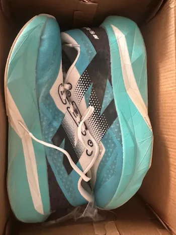 Used New Balance Supercomp Elite v4 Running Shoes