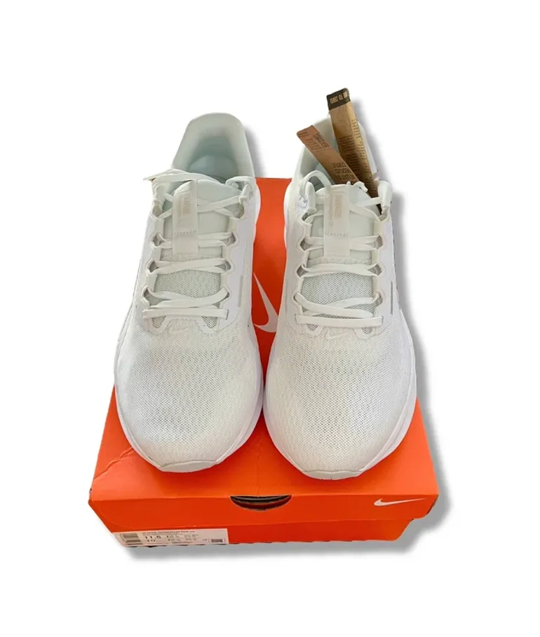 Używany Nike Sneaker bike — zdjęcie 2 z 4