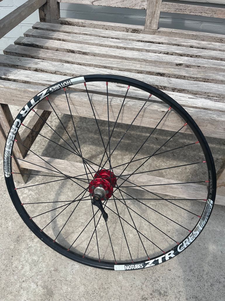 Gebrauchtes Chris King Front Wheel / Crest MK3 bike — Bild 2 von 4