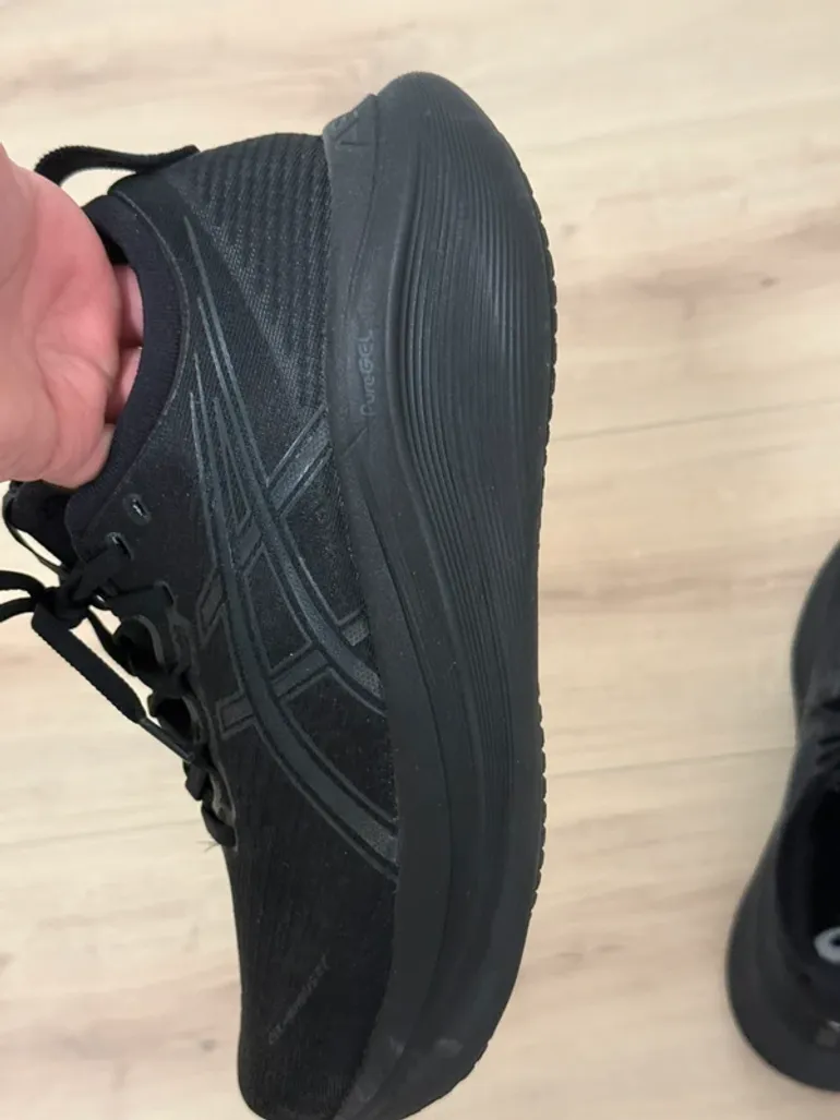 Asics Nymbus bike d'occasion — image 4 sur 6