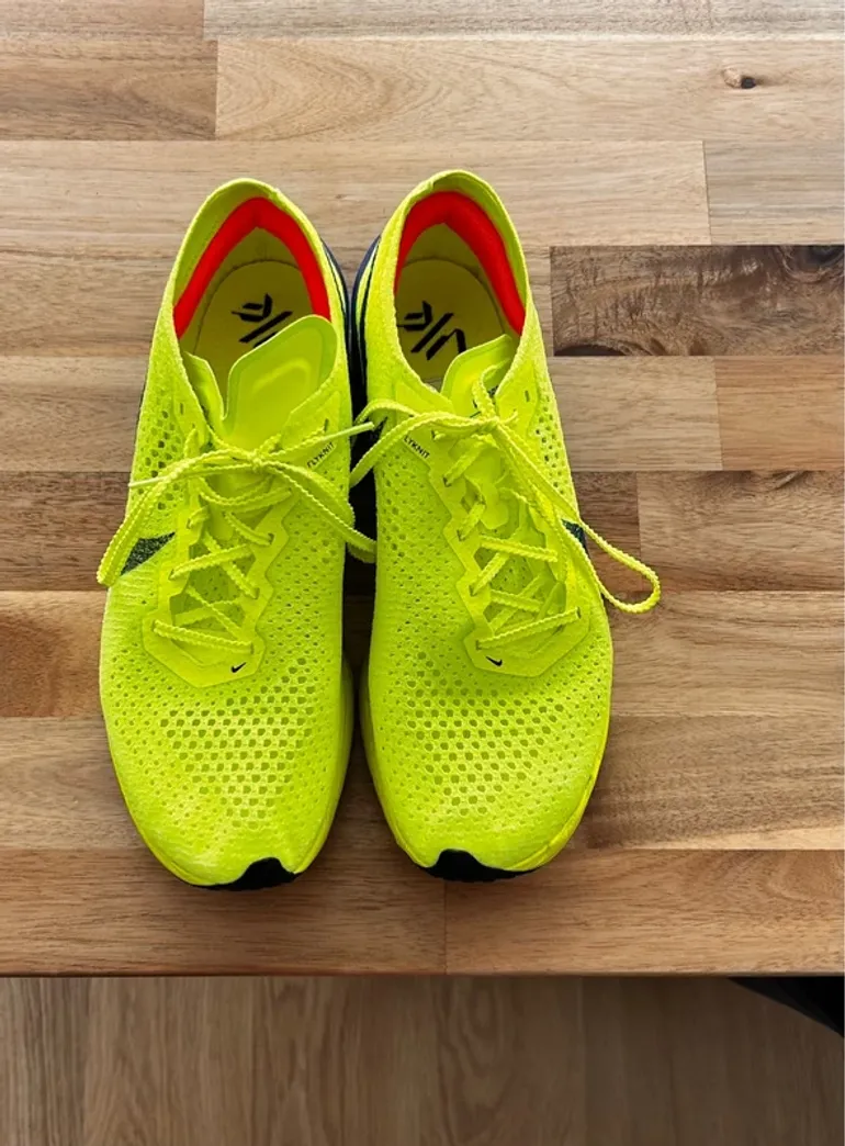Używany Nike Vaporfly 3 bike — zdjęcie 2 z 3