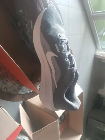 Używany Nike Running Shoes bike — zdjęcie 3 z 5