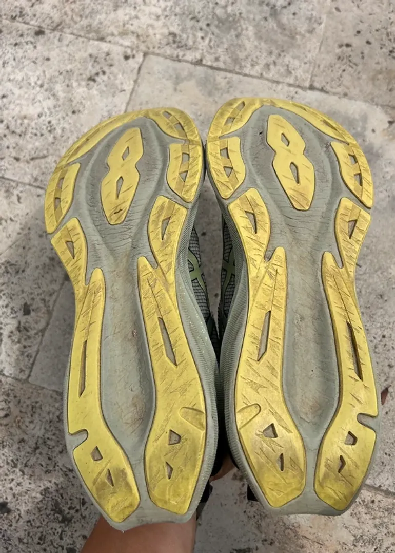 Gebrauchtes Asics Novablast bike — Bild 4 von 6