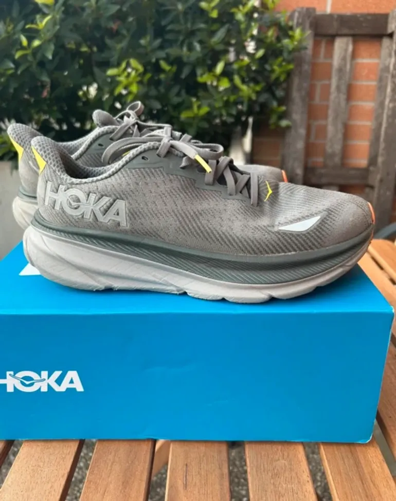 Gebrauchtes Hoka Clifton 9 GTX bike — Bild 2 von 12