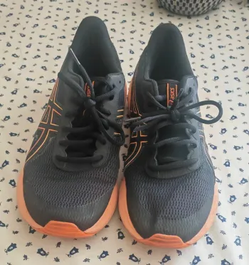 Gebrauchtes Orange Asics Running Shoes bike — Bild 3 von 5