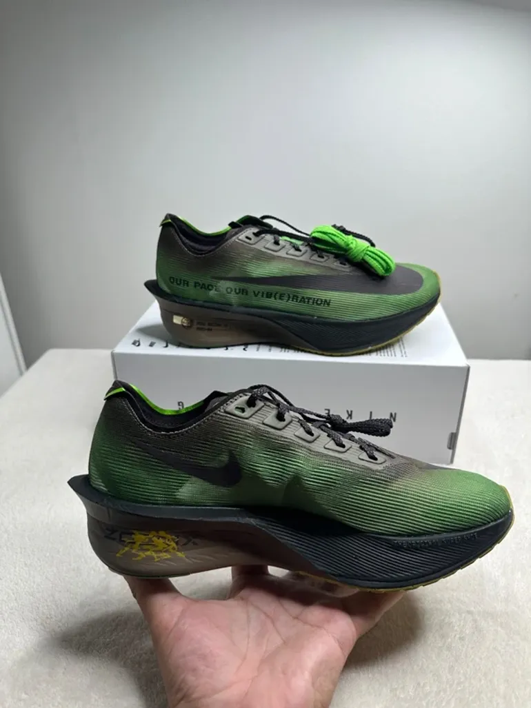 Gebrauchtes Pegasus ZoomX Vaporfly 3 PRM bike — Bild 2 von 9