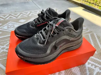Używany Pegasus Premium Running Shoes