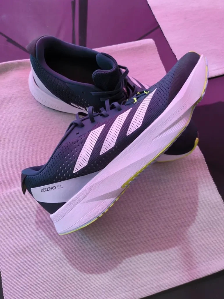 Tweedehands Adidas Adizero SL bike — afbeelding 2 van 8