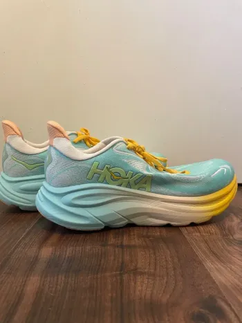 Hoka Clifton 10 bike d'occasion — image 3 sur 6