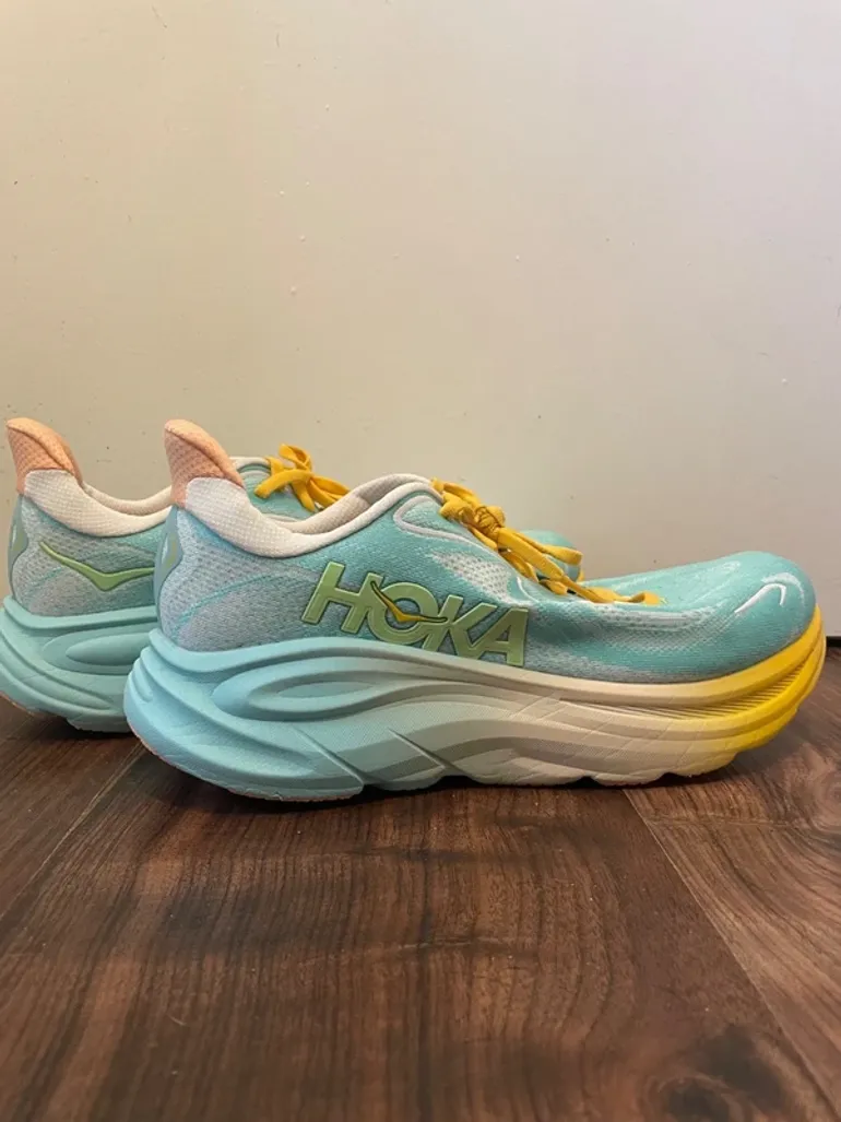 Hoka Clifton 10 bike d'occasion — image 3 sur 6