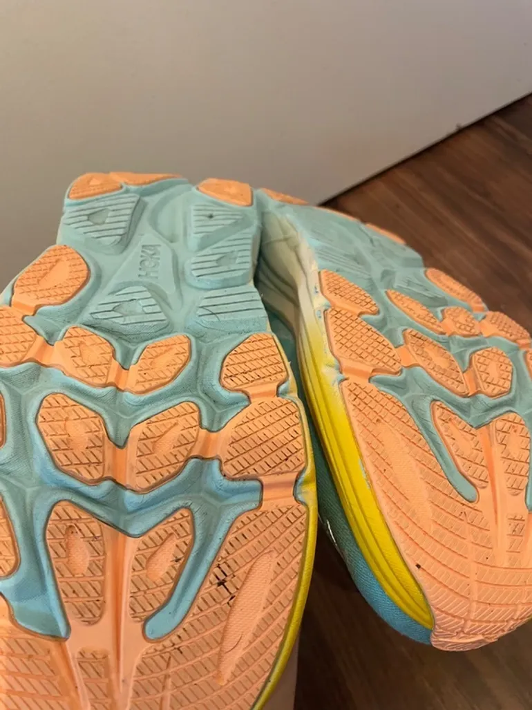 Hoka Clifton 10 bike d'occasion — image 6 sur 6