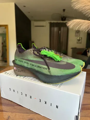 Używany Pegasus ZoomX Vaporfly Next 4% PRM bike — zdjęcie 4 z 11