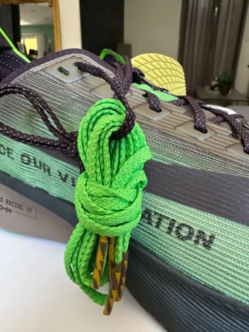 Używany Pegasus ZoomX Vaporfly Next 4% PRM bike — zdjęcie 9 z 11