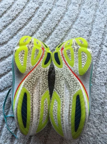 Used Saucony Endorphin Azura bike — image 6 of 6