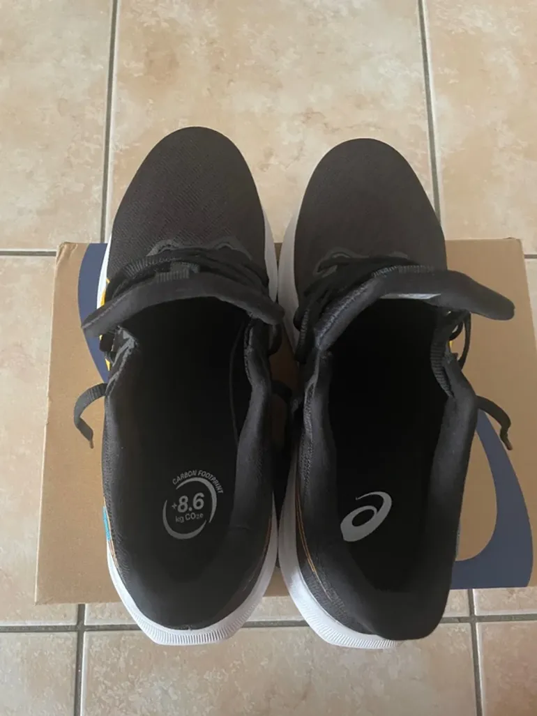 Używany Asics Versablast 4 bike — zdjęcie 4 z 7