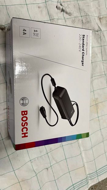Używany Bosch E-bike Battery Charger 36v 2021 Cycling Accessories