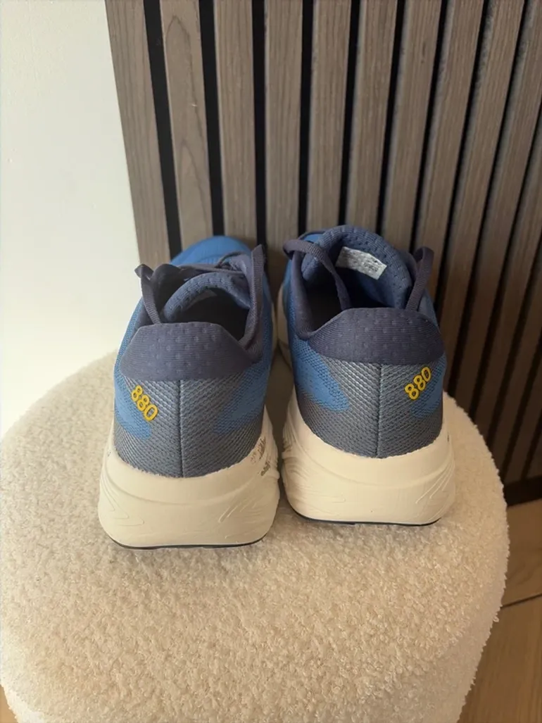Gebrauchtes New Balance Fresh Foam 880 bike — Bild 4 von 6