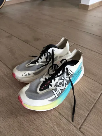 Used Hoka Rocket X2 bike — image 3 of 4