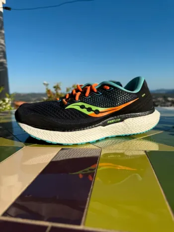 Used Saucony Running Shoes Running Shoes