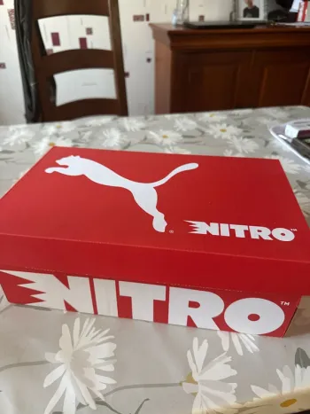 Used Deviate Nitro 4 Running Shoes
