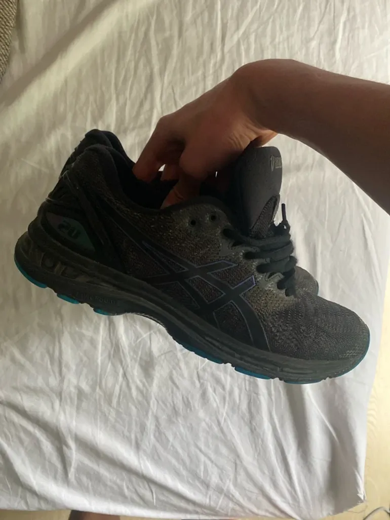 Used Asics Nimbus 20 bike — image 3 of 9