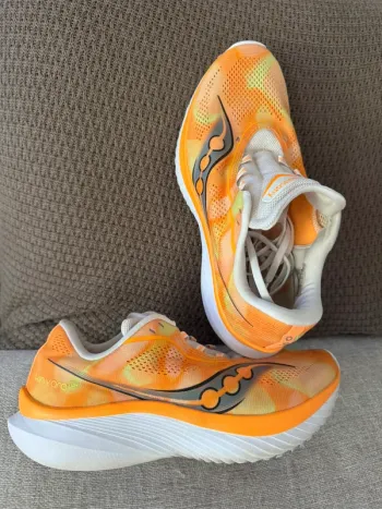 Saucony Kinvara 15 bike d'occasion — image 2 sur 6