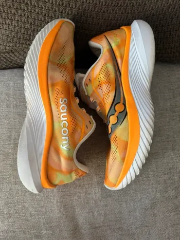 Used Saucony Kinvara 15 Running Shoes