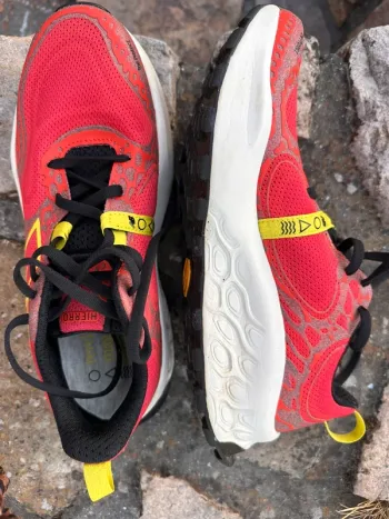 Gebrauchtes New Balance Hierro 8 Running Shoes
