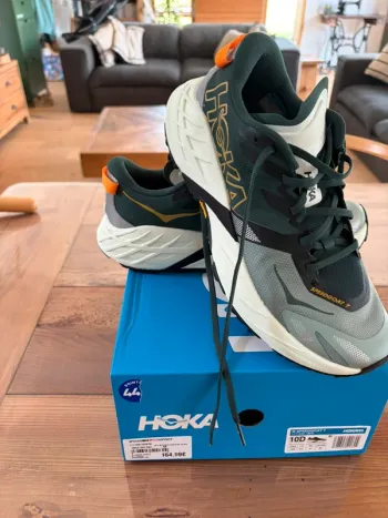 Gebrauchtes Hoka Speedgoat 7 Running Shoes