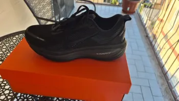 Używany Nike Vomero 18 ZoomX Running Shoes