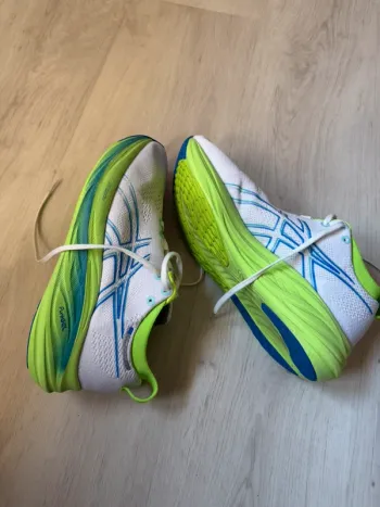 Käytetty Asics Gel Nimbus 26 bike — kuva 5 / 5