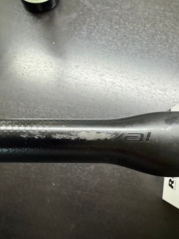 Used Roval Rapide Handlebar 2023 bike — image 5 of 6