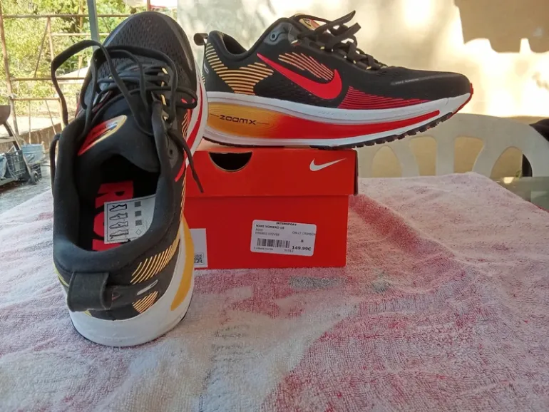 Używany Nike Vomero 18 bike — zdjęcie 5 z 5