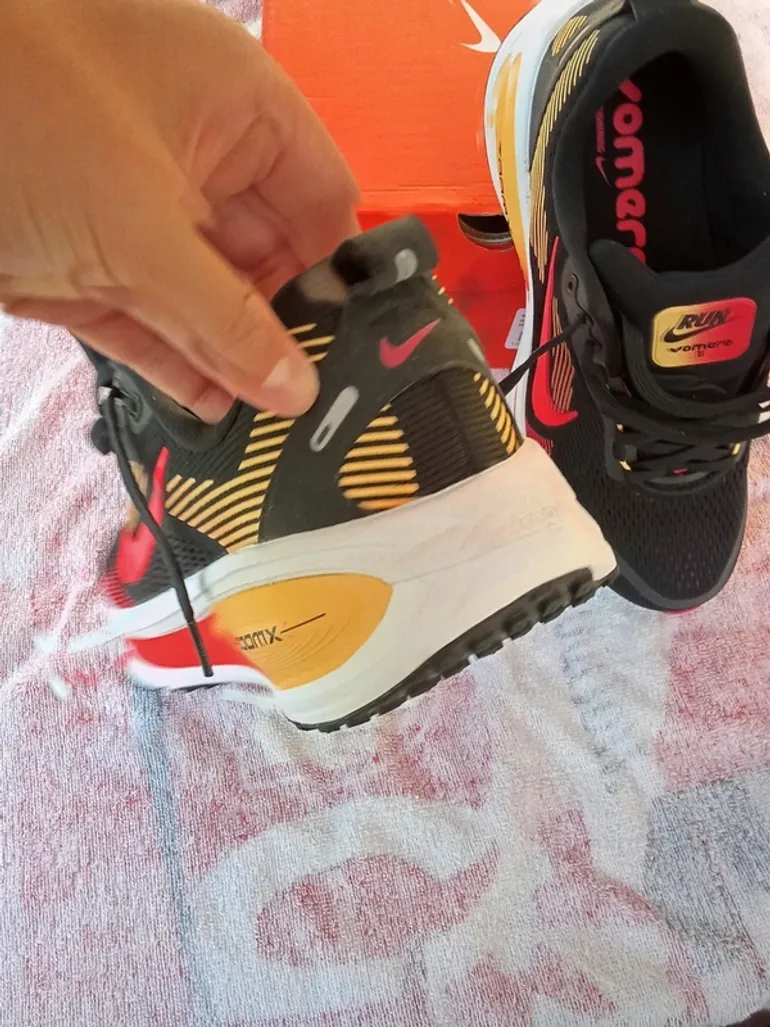 Używany Nike Vomero 18 bike — zdjęcie 3 z 5