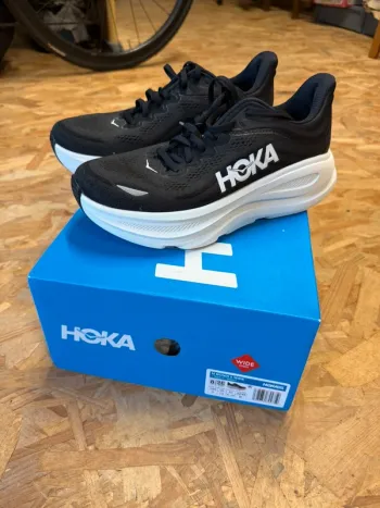 Gebrauchtes Autre Bondi 9 Running Shoes