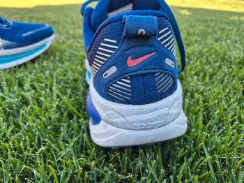 Käytetty Nike Air Zoom Vomero 18 bike — kuva 5 / 11