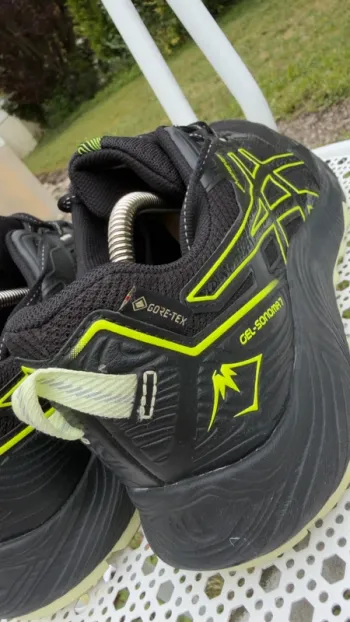 Käytetty Asics Gel-Sonoma 7 Gore-tex bike — kuva 8 / 13