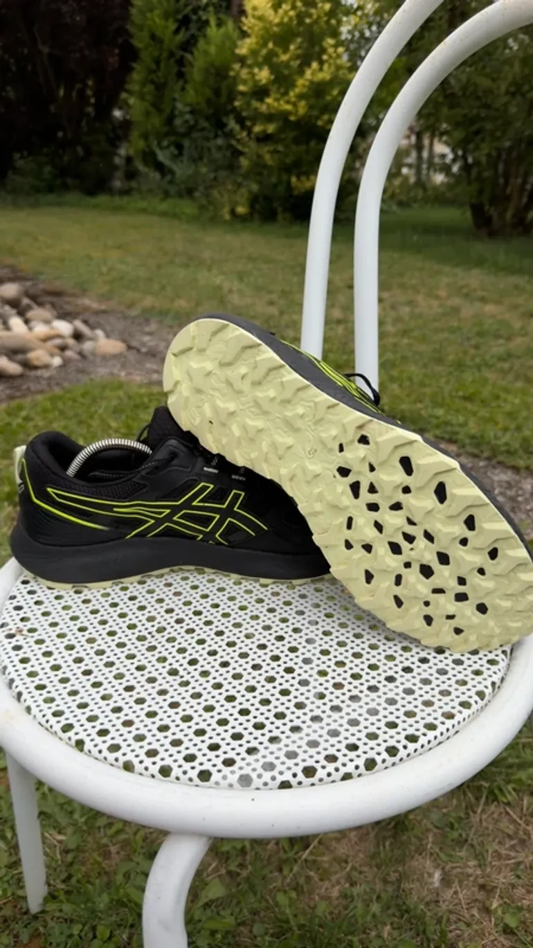 Käytetty Asics Gel-Sonoma 7 Gore-tex bike — kuva 9 / 13