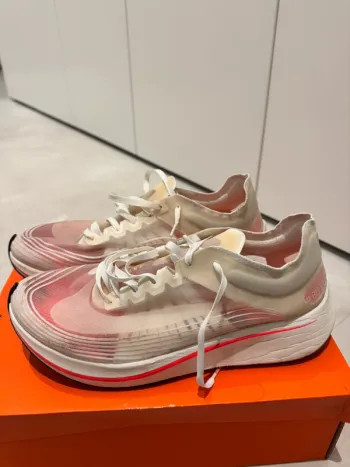 Używany Nike Herrenschuhe Running Shoes