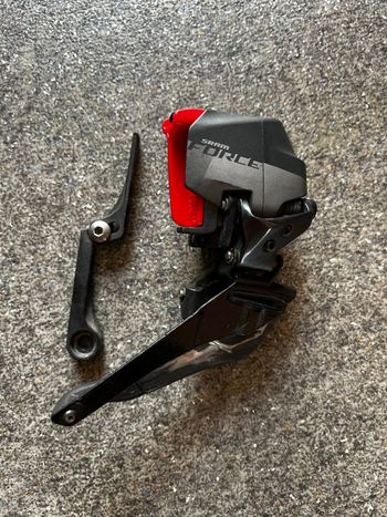 Brugt Sram Force eTap AXS Front Derailleur 2021 Drivetrain & Pedals